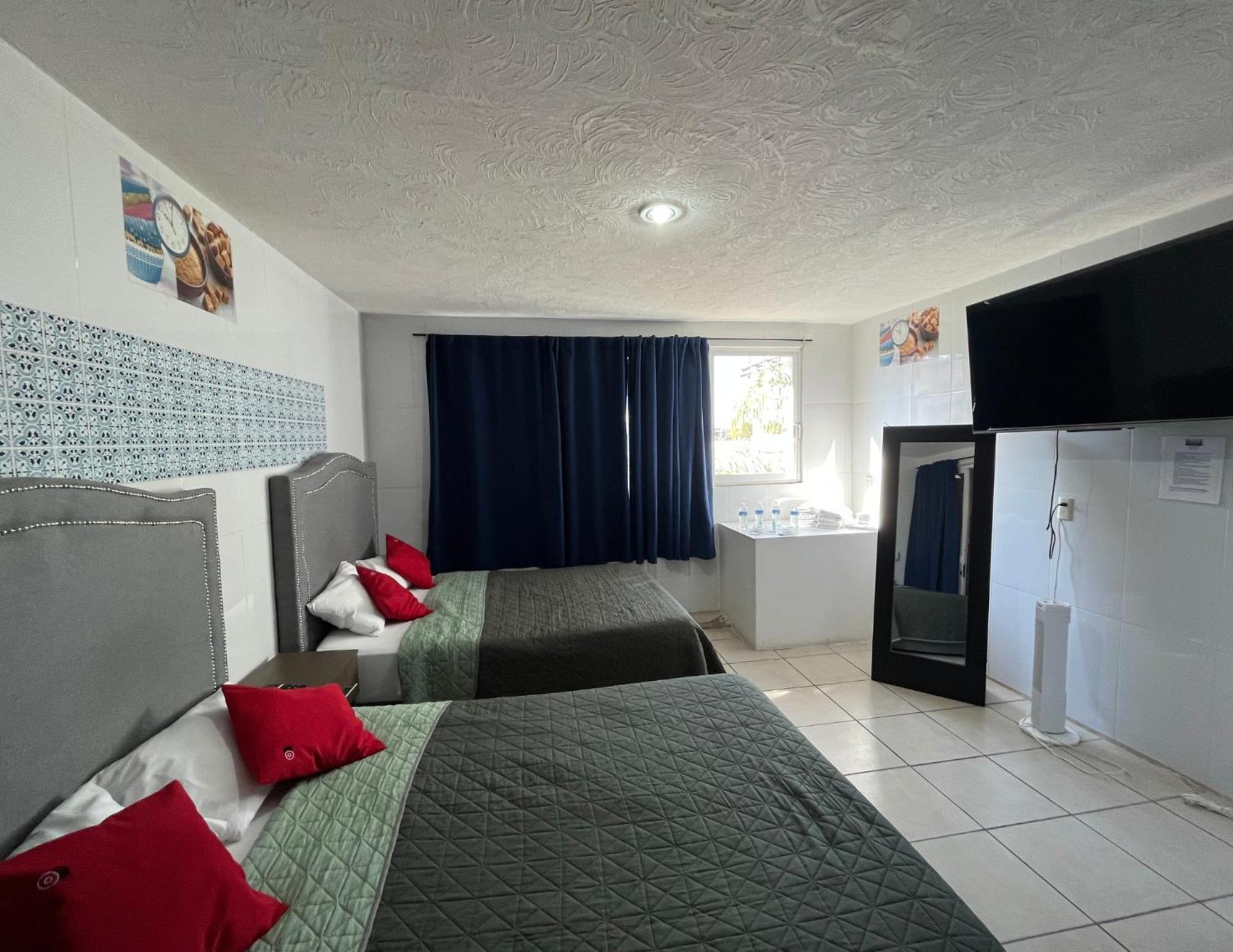 4 Venator House Boutique Aparthotel เลออน ภายนอก รูปภาพ